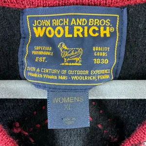 Vintage Woolrich Wool Button Front V-Neck Winter Themed Sweater‎ Vest Size XL thumbnail 3