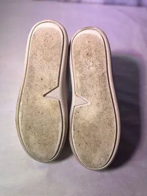 Vionic White Low-Top Sneakers with Gold Laces thumbnail 9