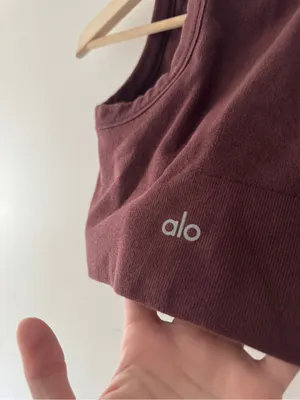 Alo Yoga Delight Seamless Knit Bra Tank Top Cherry Cola thumbnail 4
