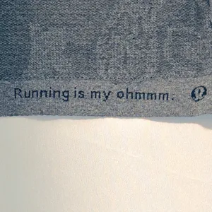 Lululemon Running Shirt Womens 12 Long Sleeve Paisley Gray Black Limited Edition thumbnail 10