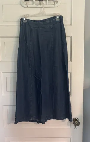 Women’s Dark Blue A-Line Midi Skirt thumbnail 1