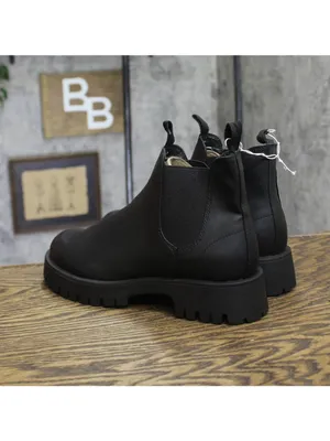 Universal Thread Womens Zora Boots Faux Leather Chelsea 94637403 Black 8M thumbnail 2