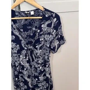 Roxy Navy Blue White Floral Paisley Tie Front Mini Dress Large Short Sleeve thumbnail 2