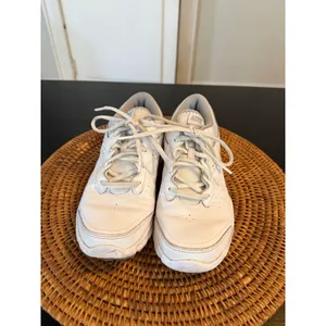 Nike Core‎ Motion TR Womens Training Shoes White Metallic Silver Sneakers thumbnail 2