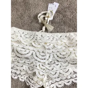 New. Pilyq ivory lace coverup shorts. Retails $144. XS/S thumbnail 9