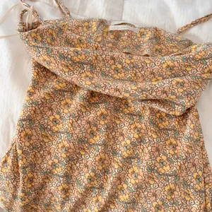 Urban Outfitters floral midi dress thumbnail 5