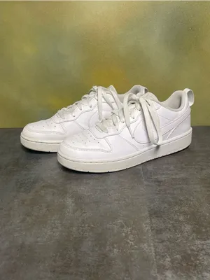 Nike Court Vision Women's Low-Top White Sneakers Size 7.5-8 thumbnail 3