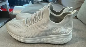 Skechers Bobs Sparrow 2.0 Allegiance Crew Size 8.5 White Sneakers thumbnail 1