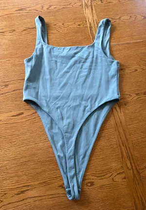 Aritzia Babaton Bodysuit High Leg thumbnail 3