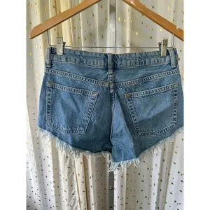 NWOT Topshop Kiri High Rise Curved Frayed Raw Hem Cut Off Denim Jeans Shorts 6 thumbnail 5