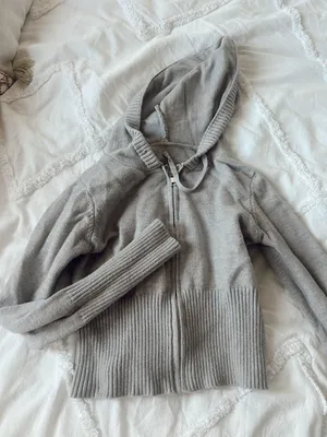 Grey Zip Up Size M thumbnail 1