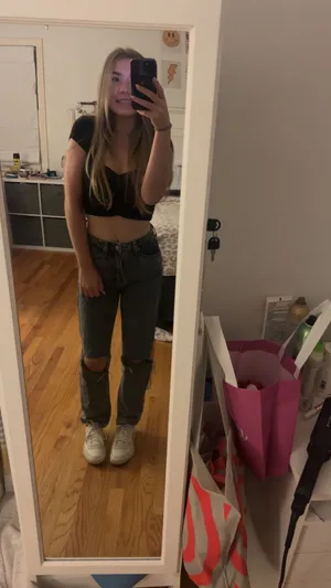 Princess Polly Jeans  thumbnail 4