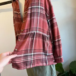 American Eagle Oversized Soft Cotton Flannel Button Long Sleeve Shirt Size Small thumbnail 2