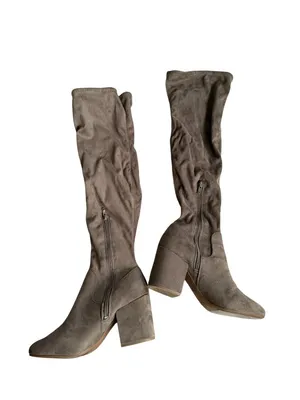 BARIII Faux Suede Taupe Pull On Boots Size 7 thumbnail 3