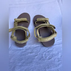 TEVA ORIGINAL UNIVERSAL MARESSA SANDALS WOMEN’s Size 7 Shoes light yellow thumbnail 3
