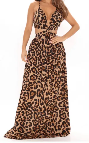 FashioNova Leopard Maxi Dress thumbnail 1