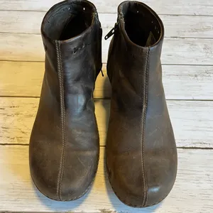 Patagonia Womens Better Clog Leather Ankle Boots Deep Espresso Brown #1267 thumbnail 7
