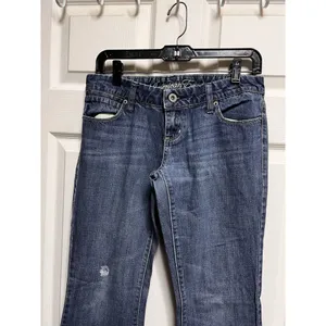 American Eagle Women Blue‎ Medium Wash Low Rise Wide Leg Flare Jeans Size 4? thumbnail 2