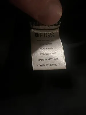 FIGS Technical Collection Button Scrubs Top Womens Medium Black W19SW1017 thumbnail 3
