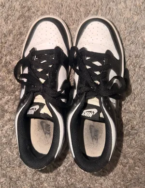 Nike Dunk Low Women’s thumbnail 1