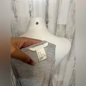 H&M Gray dress with pulling string thumbnail 3