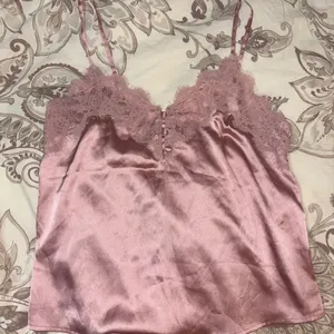Abercrombie Fitch Lace Top thumbnail 1