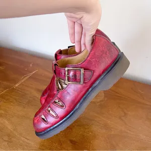 Dr Martens • vintage 8251 t-strap mary janes cutout sandals red leather England thumbnail 7