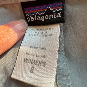 PATAGONIA Women's Size 8 Skort Skirt Mini Nylon Outdoors‎ Gray Pockets thumbnail 4