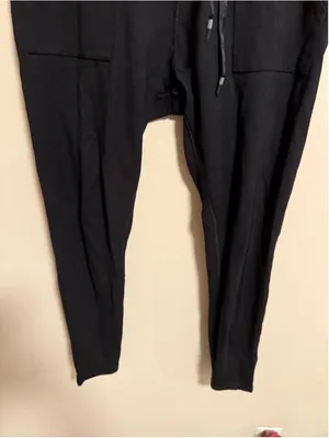 Travis Mathew Beyond The Coast Womens Pants Drawstring Black Jogger Size Medium thumbnail 4
