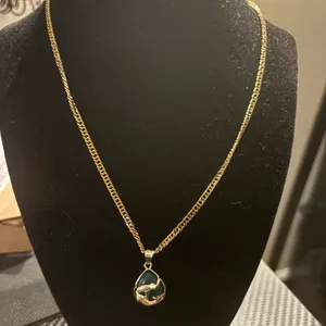 Jade fish necklace‎ Gold thumbnail 1