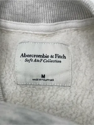 Abercrombie & Fitch “Hotel Eloile” Soft Collection Embroidered Sweatshirt Med thumbnail 9