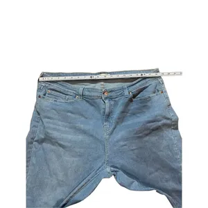 Levi's Womens Mid Rise‎ Boyfriend Jean Sz W35 thumbnail 4