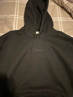 Black Comfrt Hoodie thumbnail 2