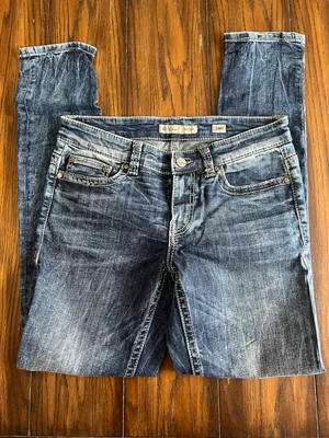 Buckle Jeans thumbnail 1