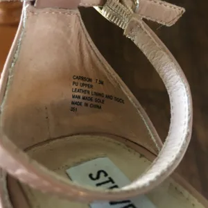 Steve Madden Nude Heels thumbnail 5