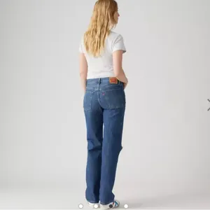 Levi’s low pro straight jeans‎ ripped knee Sz 28 thumbnail 2