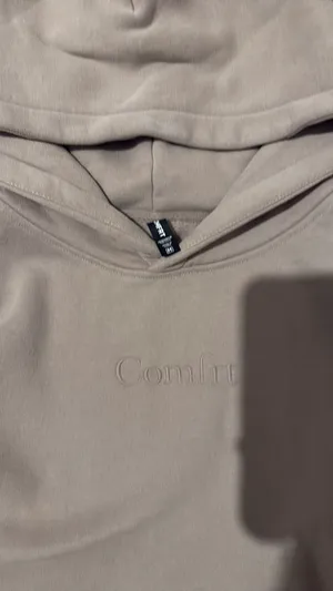 Comfrt Old Navy Top thumbnail 3