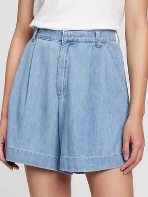 GAP Chambray High Rise Pleated Short 5” Size 6 thumbnail 1