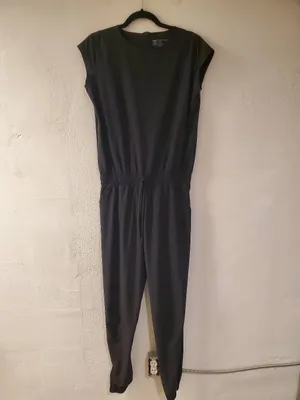 Albion Fit Everyday Jumpsuit in Black Small Tall thumbnail 2