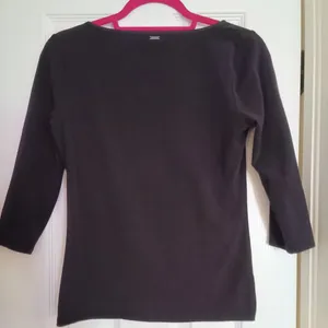 White House Black Market 3/4 Sleeve Top thumbnail 3