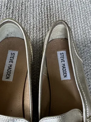 Steve Madden Carrine Metallic Gold Leather Loafers Goldtone Horsebit Buckle 9.5 thumbnail 9