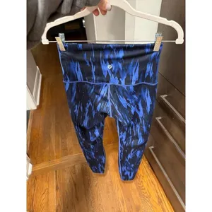 Lululemon Wunder Under High Rise‎ leggings feature a blue and black 6 28" thumbnail 3
