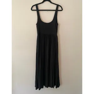 Wilfred Aritzia Black Market Midi Dress Stretchy Sleeveless Flowy Women's Medium thumbnail 7