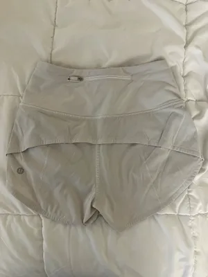 lululemon high rise 2.5 speed up shorts thumbnail 2
