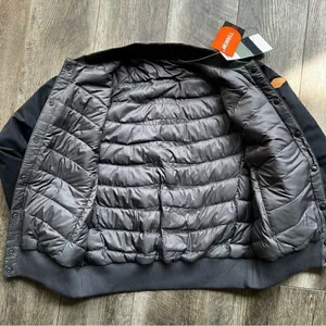 Merrell NWT Trailhead Insulated Reversible Bomber Jacket Size Small Black Grey thumbnail 7