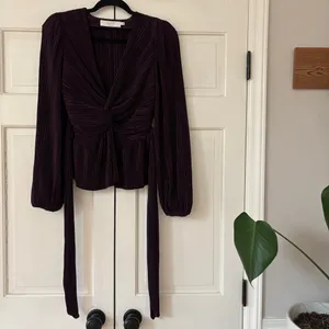 ASTR‎ the Label Plum Purple Plisse Pleated Knot Blouse Puff Shoulder Size Small thumbnail 3