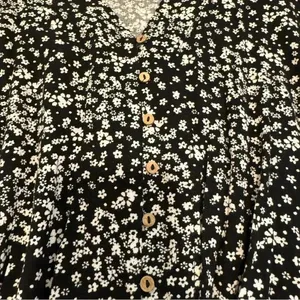 Free‎ People Ditsy Floral Black Lace Bodysuit Dramatic Ruffle Long Sleeve… thumbnail 5