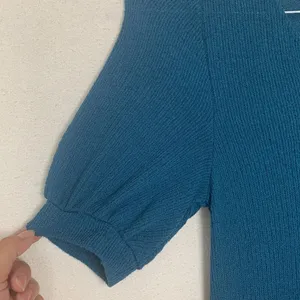 FP Beach women's size small blue knit Montauk midi sweater dress v neck puff sle thumbnail 6