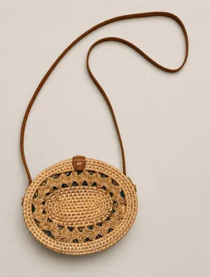Woven Rattan Crossbody Bag Oval Basket Purse Leather Strap Boho Batik Lined thumbnail 1