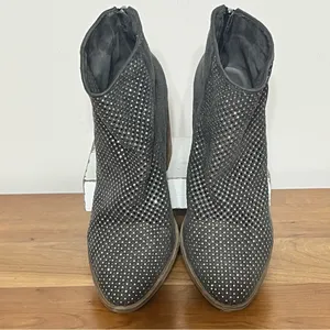 Madden Girl Mocha Gray and Silver Ankle Boots Size 9M Block Heel‎ Y2K Perforated thumbnail 3
